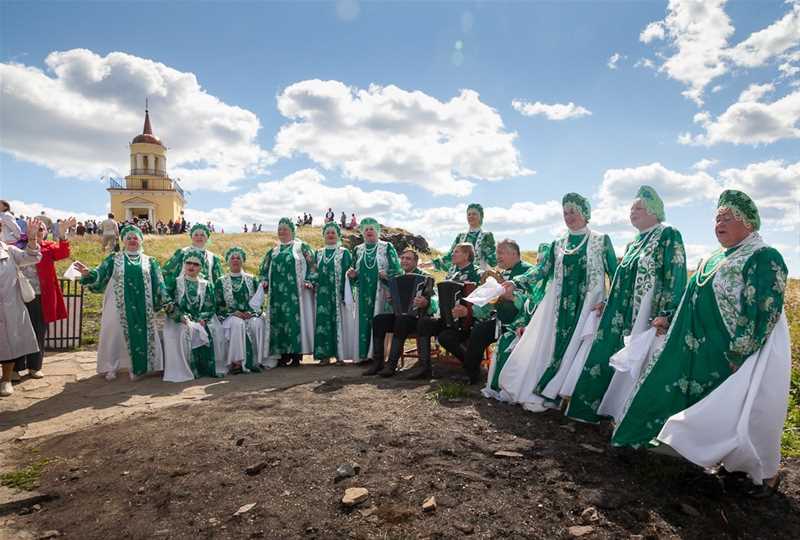 Гулянье на лисьей горе картина худоярова