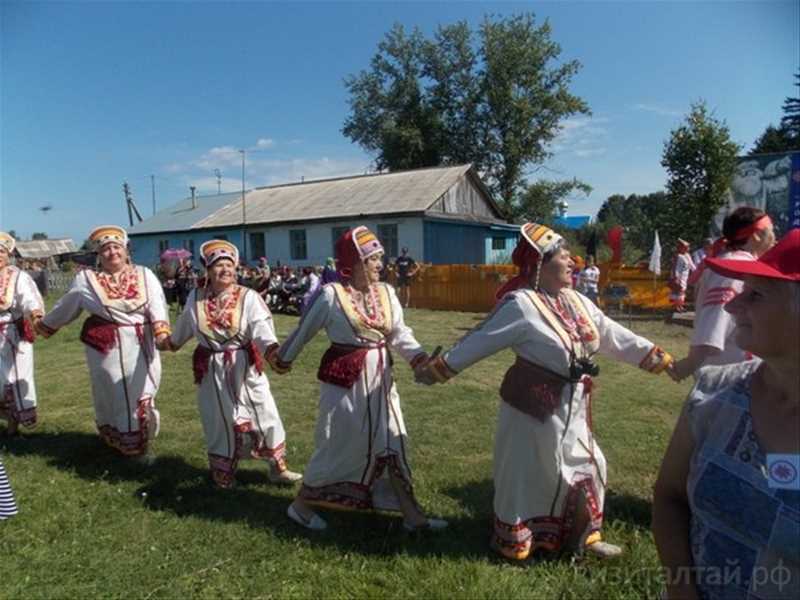 Мордовская диаспора. Мордовский фестиваль Борисово Алтайский край. Село Борисово Залесовский район Алтайский край. Фестиваль Мордовской культуры. «Эрзянь лисьмапря». Мокшанский центр национальной культуры.